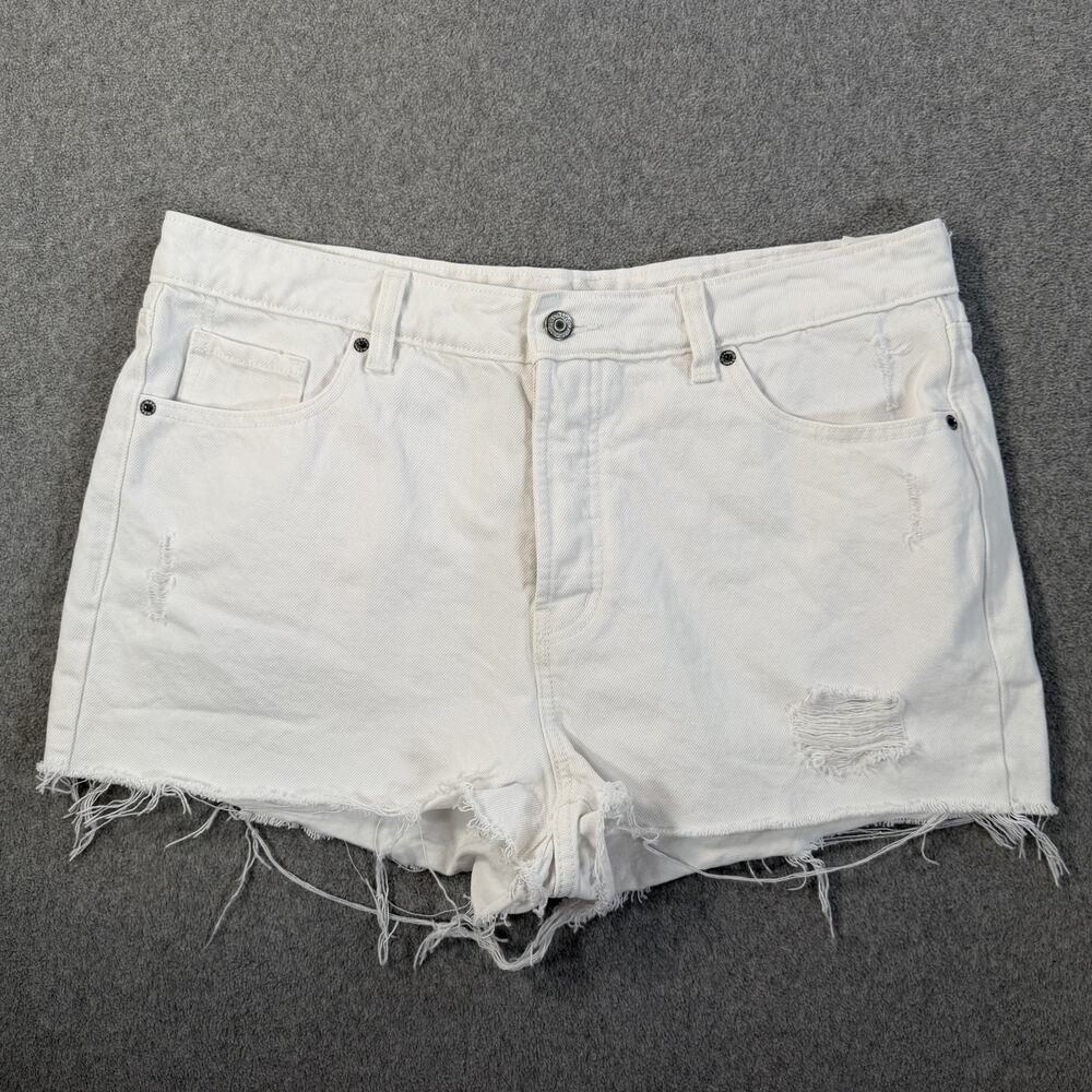 Old Navy Women's Size 14 White High Rise O.G. Straight Cutoff Denim Shorts